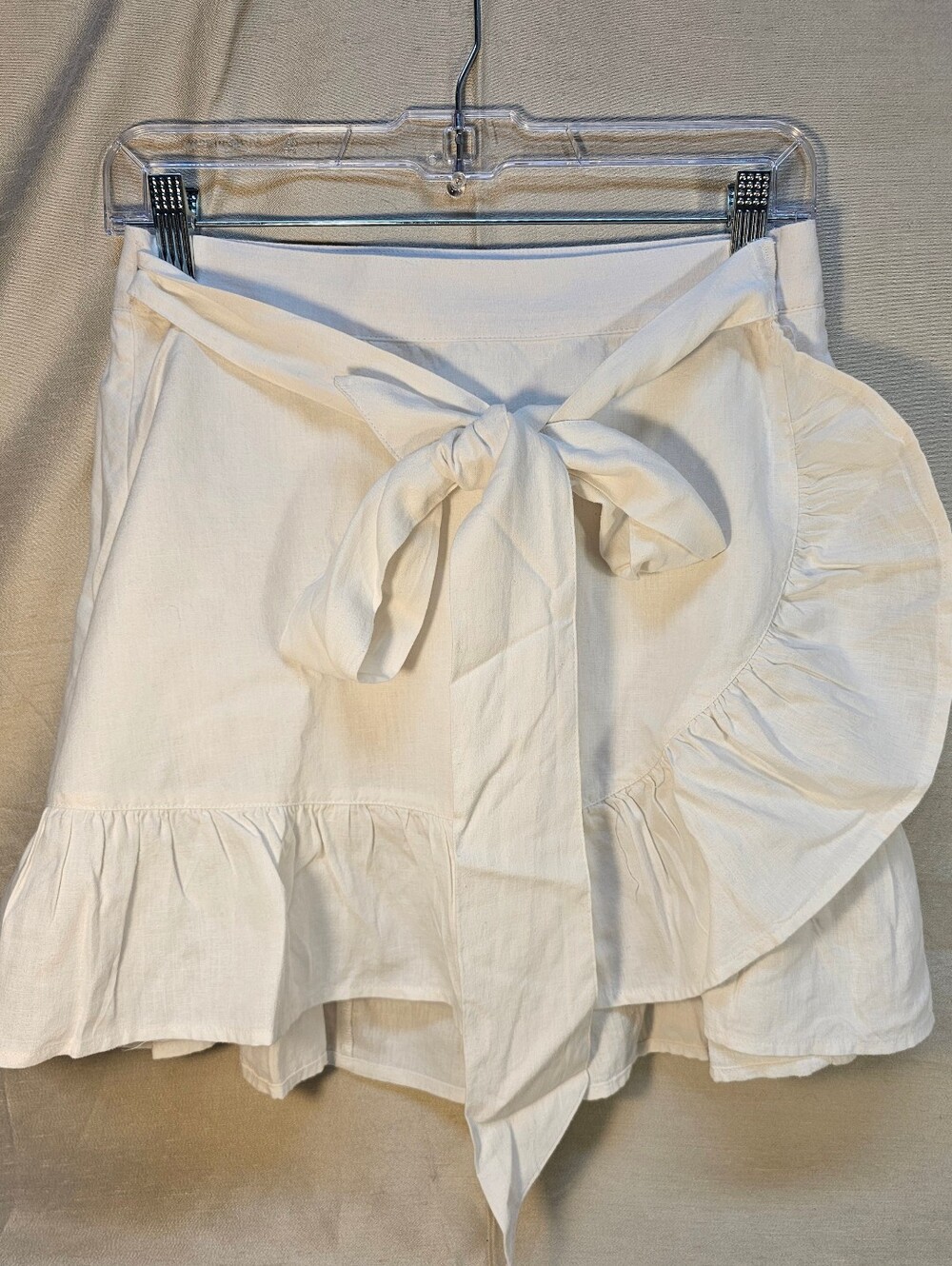 Women's Aerie White Ruffle Wrap Around Tie-Waist Mini Skirt Size Medium
